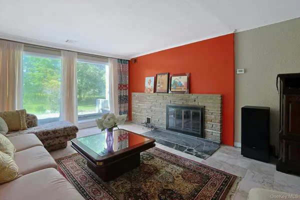 130 Apple Lane DR, Middletown, NY 10940