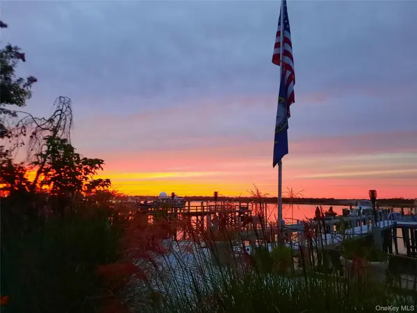 101 Bay ST, Long Beach, NY 11561
