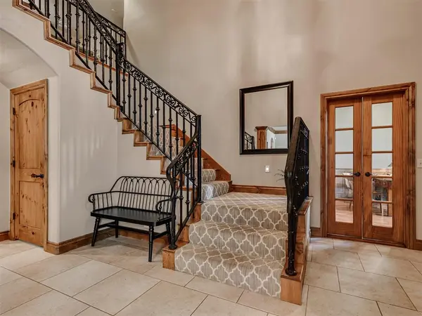 1956 Ella CT, Edmond, OK 73034