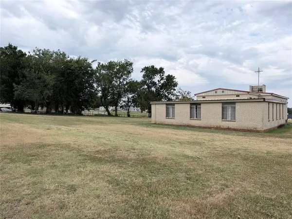 220 N Miller AVE, Wanette, OK 74878