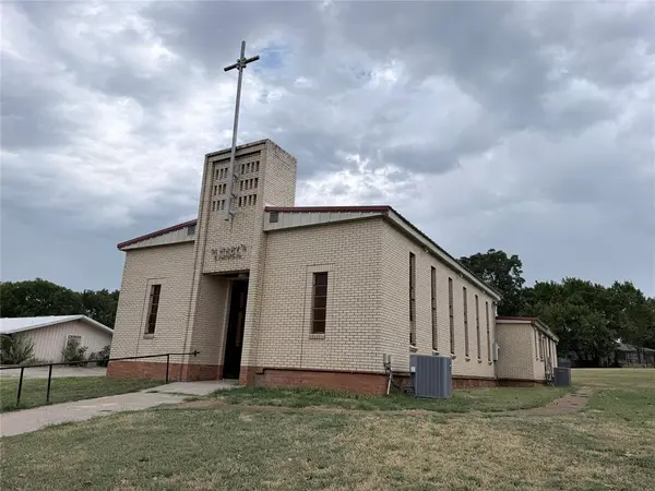 220 N Miller AVE, Wanette, OK 74878