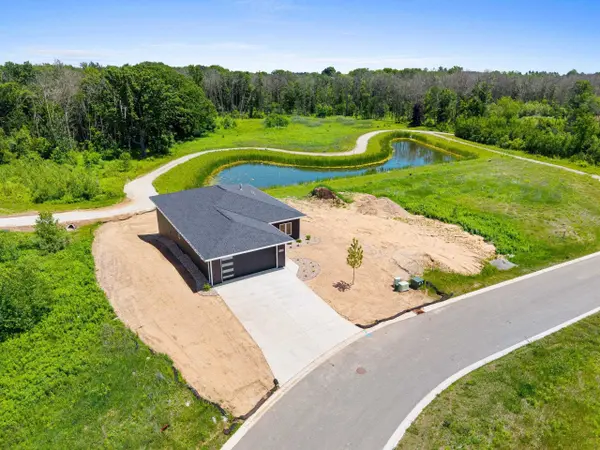 4001 ANTWERP AVE #7, Howard, WI 54313-7518
