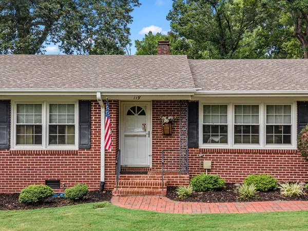 119 Longwood DR, Spartanburg, SC 29301