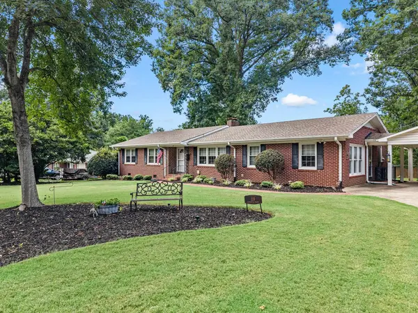 119 Longwood DR, Spartanburg, SC 29301