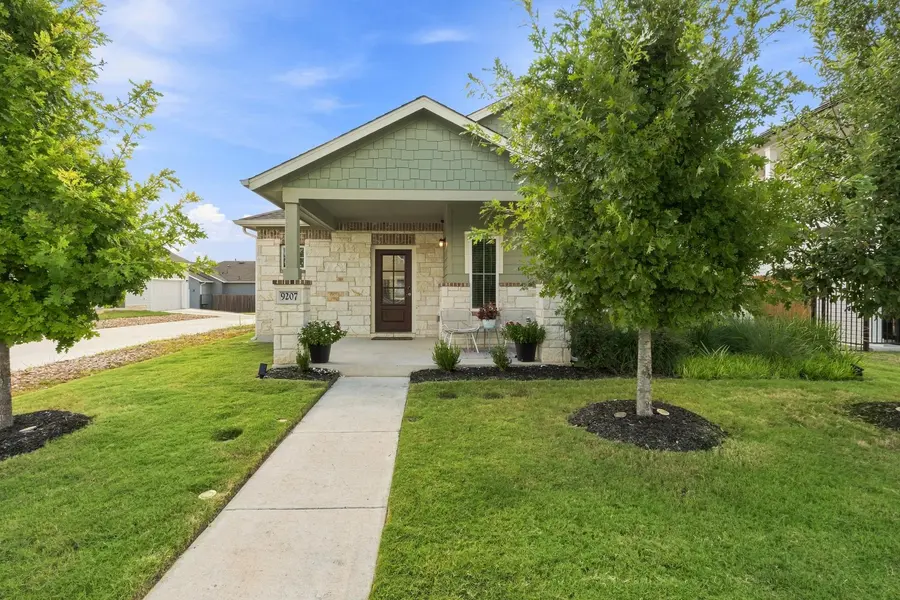9207 Looksee LN, Austin, TX 78744