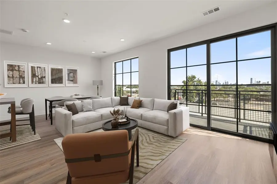4315 S Congress Ave #332, Austin, TX 78745
