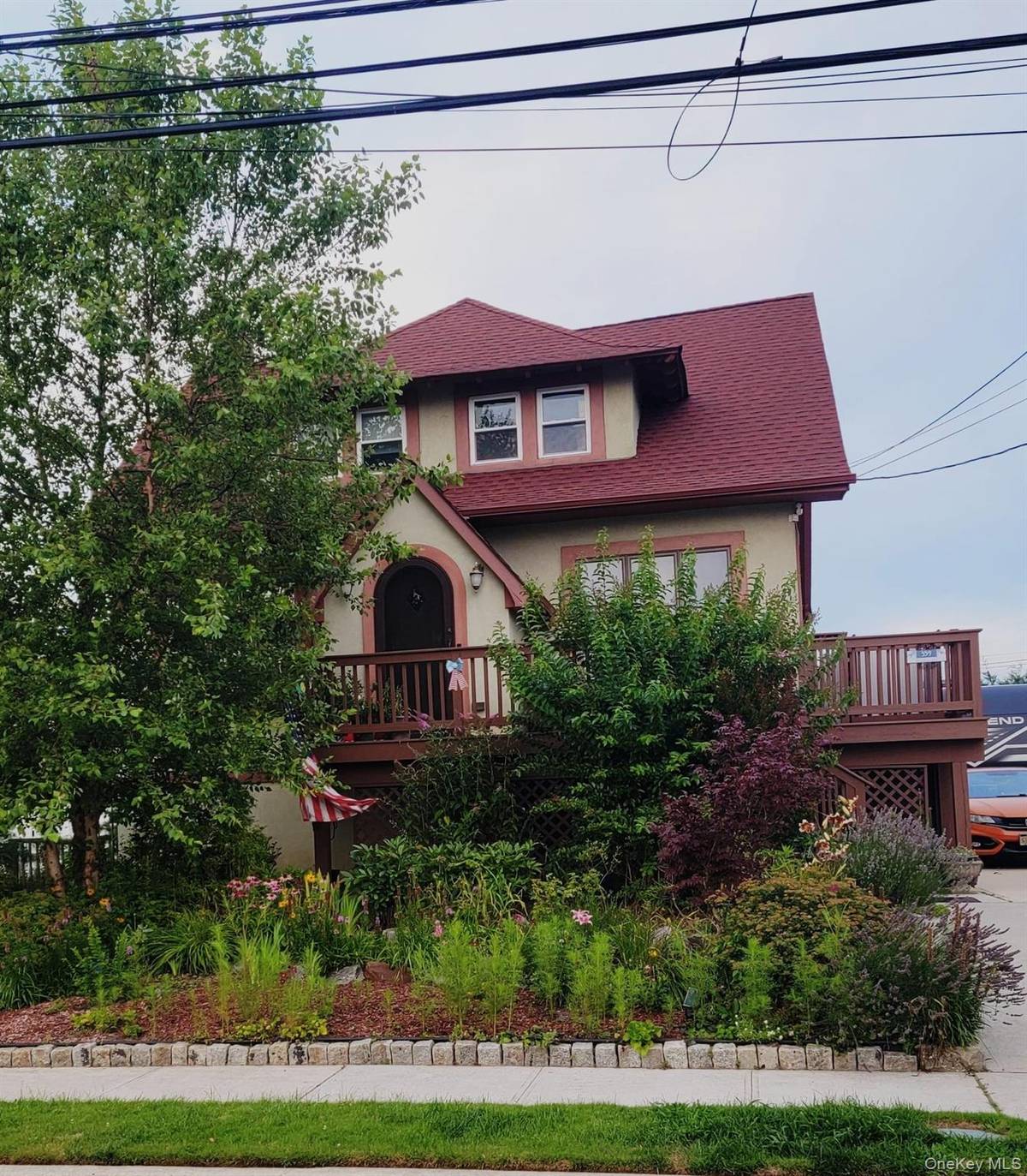 359 Roosevelt AVE, Freeport, NY 11520