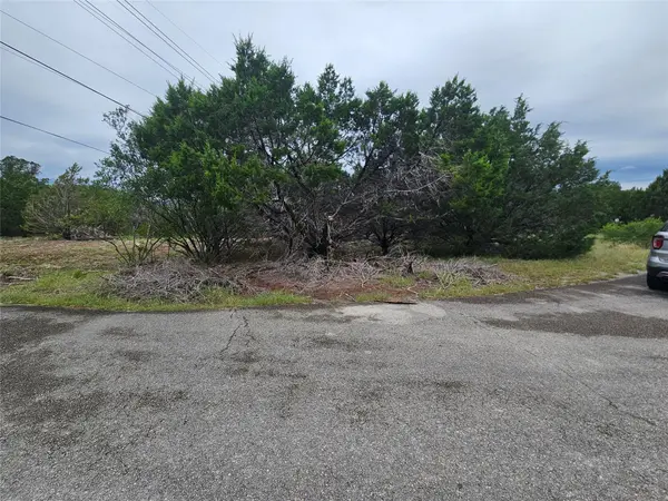 6802 Cedar Ridge CIR, Lago Vista, TX 78645