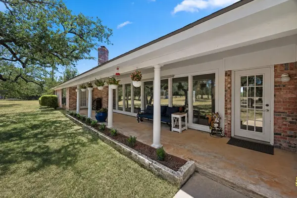 1501 Woods LOOP, Driftwood, TX 78619