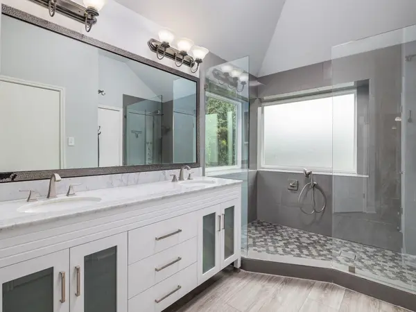 309 N Kings Canyon DR, Cedar Park, TX 78613