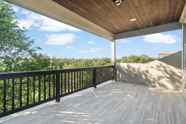 6724 Vicenza DR, Austin, TX 78739