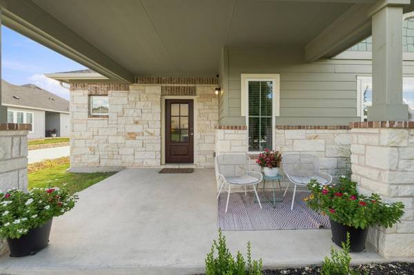 9207 Looksee LN, Austin, TX 78744