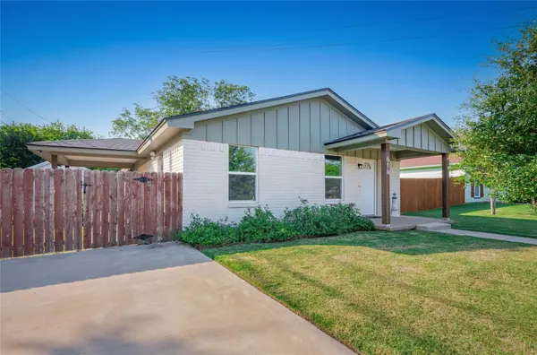 614 W 3rd ST, Mcgregor, TX 76657