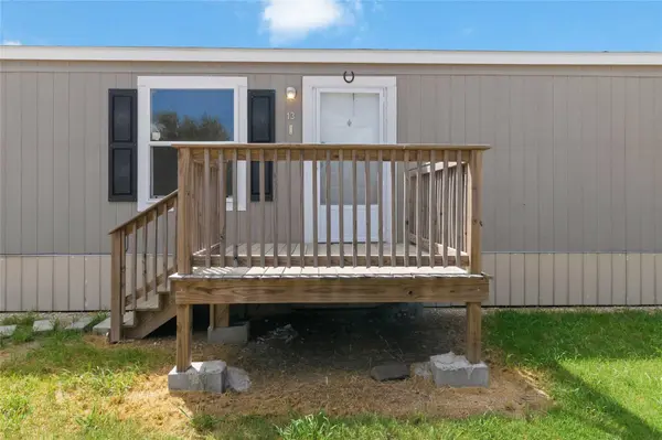 5670 E Austin ST, Giddings, TX 78942