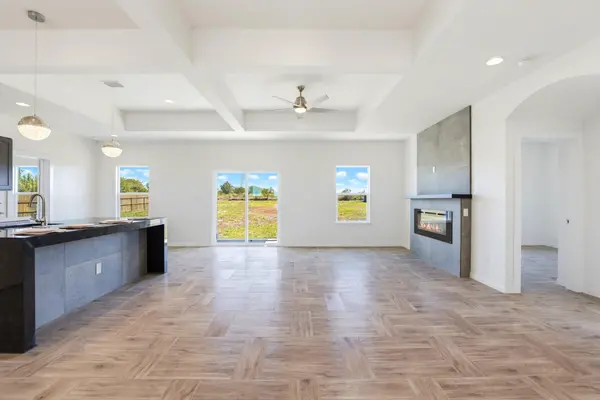 201 El Rey DR, Kyle, TX 78640