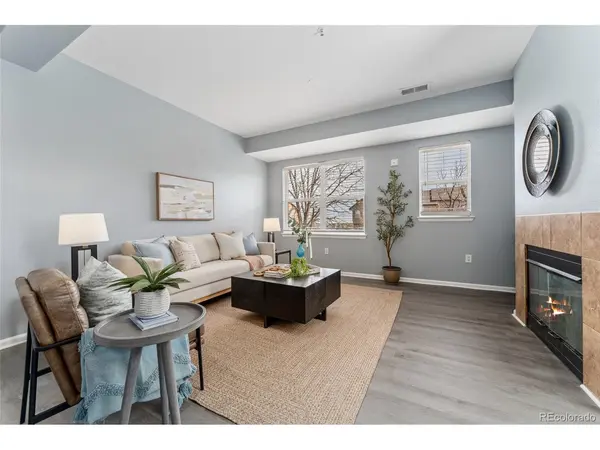 601 S Fairplay #A, Aurora, CO 80012