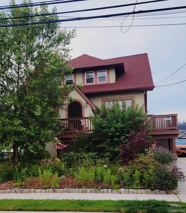 359 Roosevelt AVE, Freeport, NY 11520