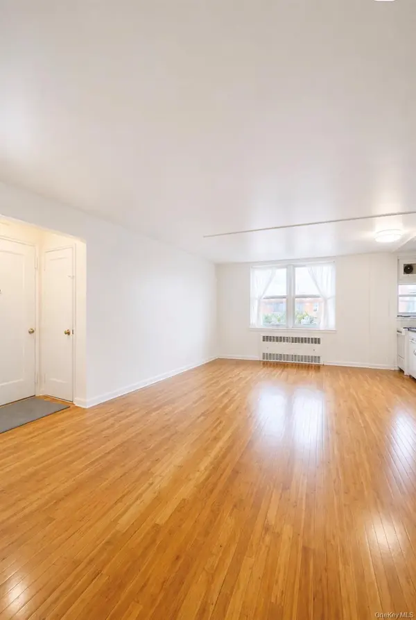 14444 41st AVE #6A, Flushing, NY 11355