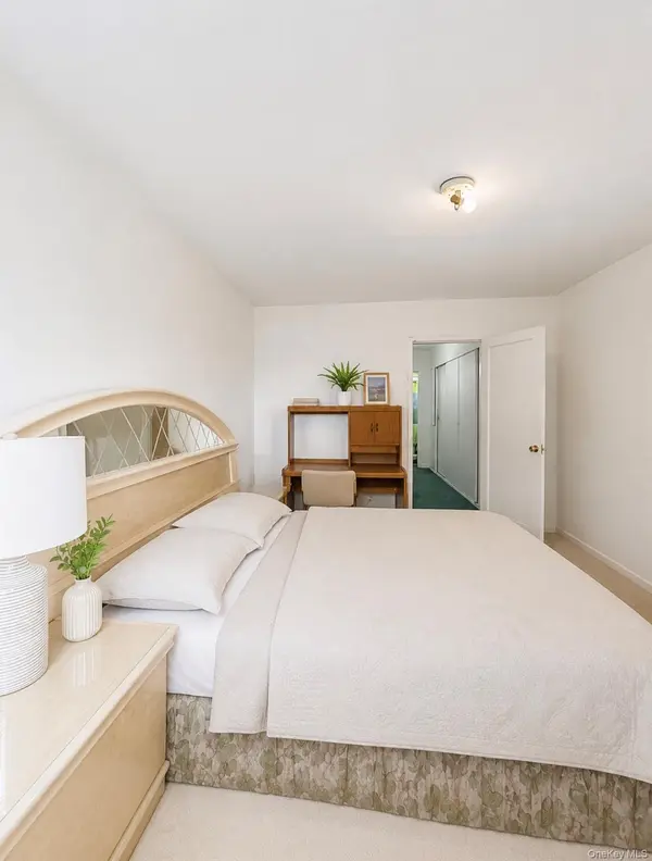 6909 150 ST #B, Flushing, NY 11367