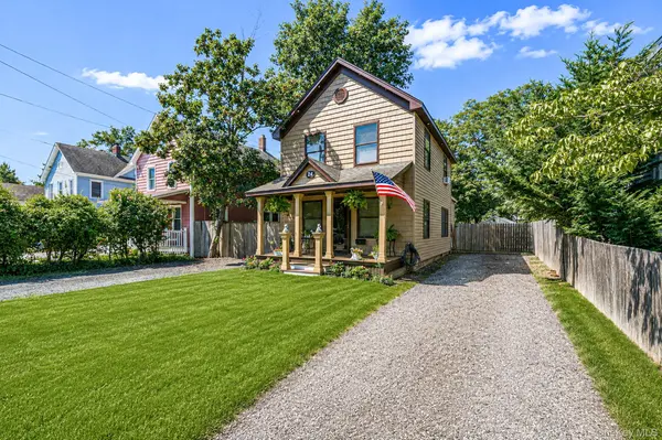 24 Wiggins AVE, Patchogue, NY 11772