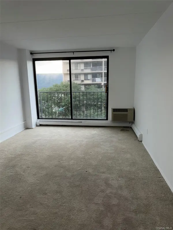 1116 Warburton AVE #2G, Yonkers, NY 10701