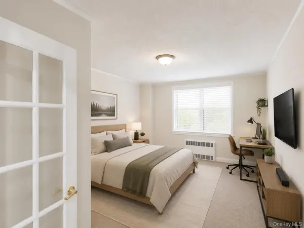 88-10 34 AVE #3K, Jackson Heights, NY 11372