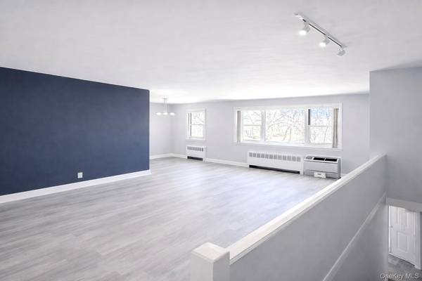 6758 152 ST #B, Flushing, NY 11367