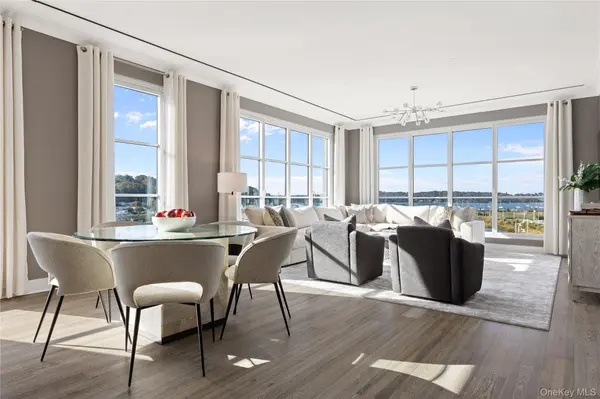 100 Garvies Point RD #1324, Glen Cove, NY 11542