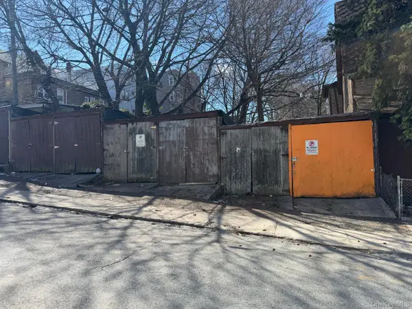 130 134 136 Oliver AVE, Yonkers, NY 10701