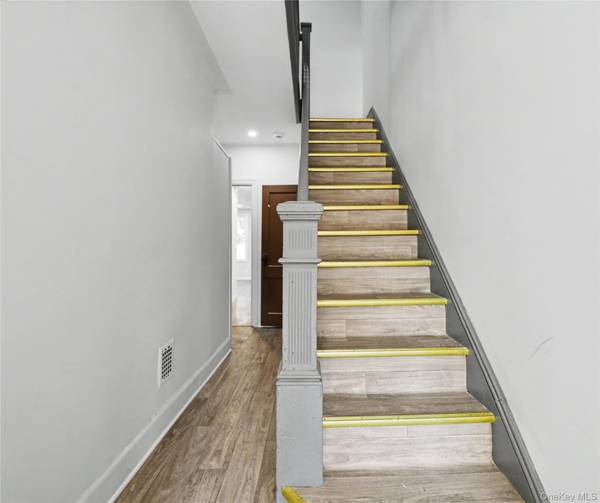 7947 68th RD, Middle Village, NY 11379