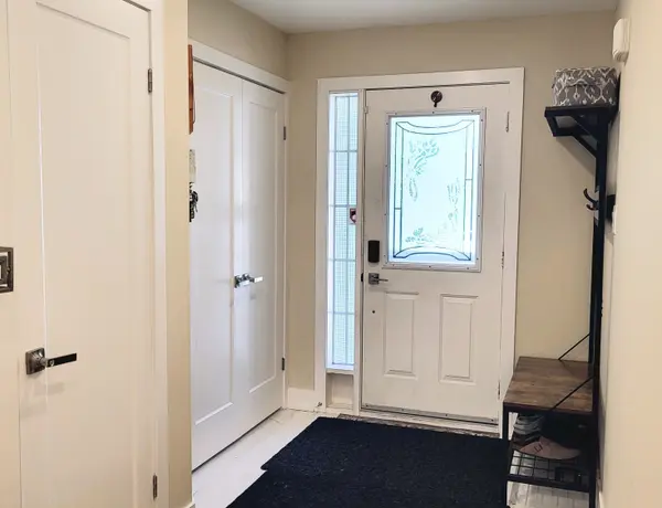 213 Park DR, Whitchurch-stouffville, ON L4A 1J8