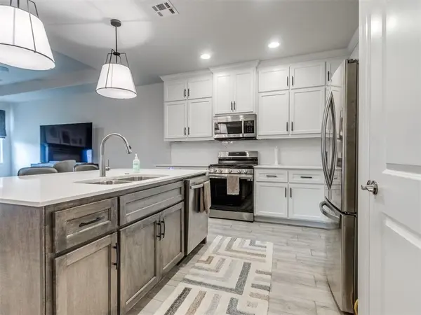 16213 Brenton Hills AVE, Edmond, OK 73013