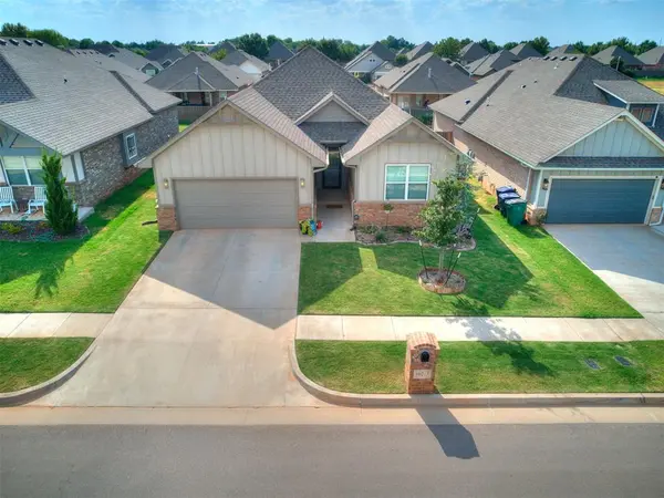 16213 Brenton Hills AVE, Edmond, OK 73013
