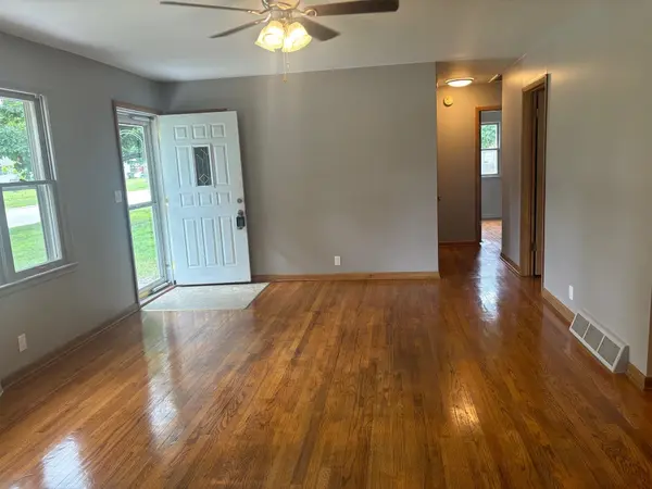 120 E 9th, Halstead, KS 67056