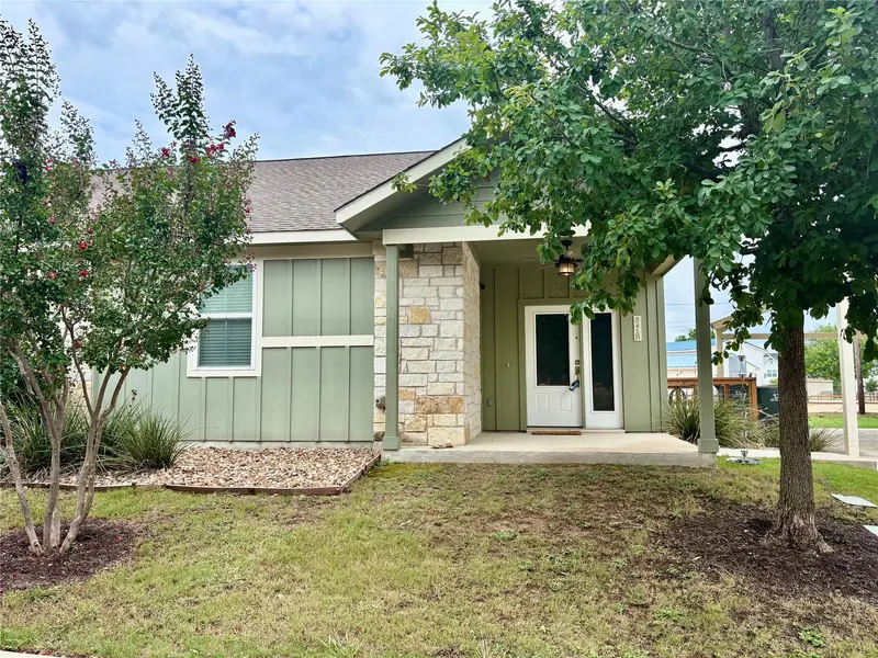 241 Rose DR #B, Dripping Springs, TX 78620