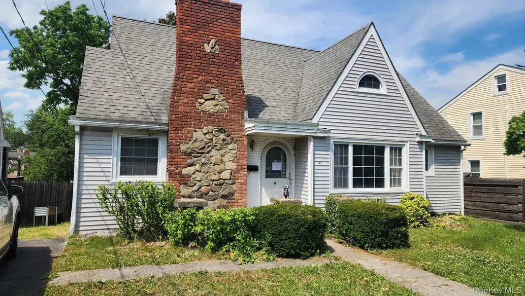 21 Marple RD, Poughkeepsie, NY 12603