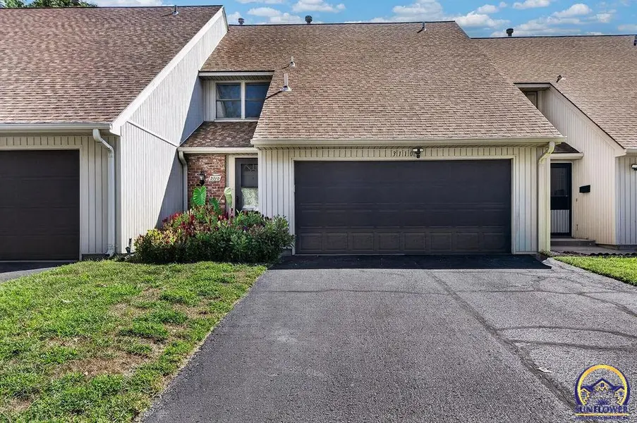 3110 SW Randolph AVE, Topeka, KS 66611