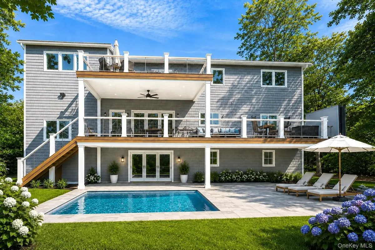 2280 Deep Hole DR, Mattituck, NY 11952