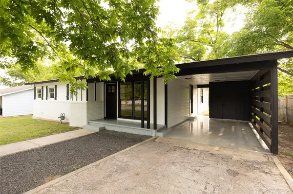 22 Steele ST, Lampasas, TX 76550