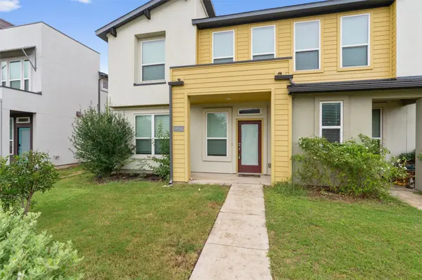 8809A Whitter DR, Austin, TX 78747