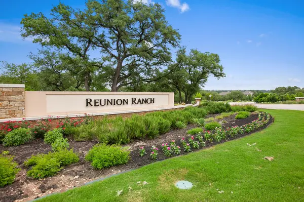 441 Jacksdaw DR, Austin, TX 78737