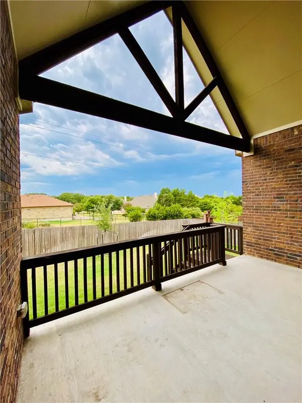 821 RICHARDSON LN, Leander, TX 78641