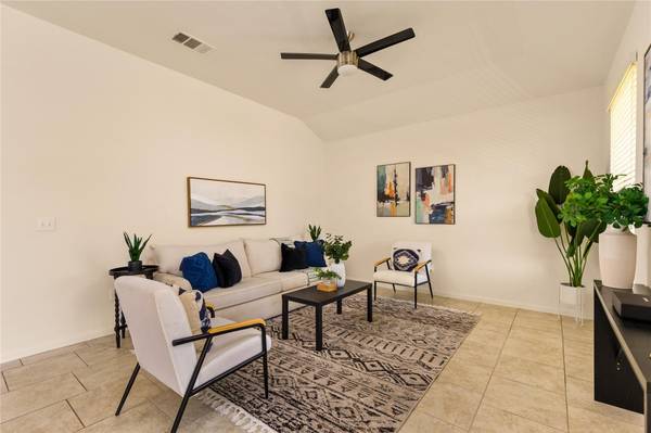 1926 Tawakoni DR, Round Rock, TX 78664