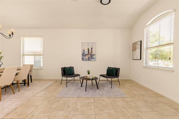 1926 Tawakoni DR, Round Rock, TX 78664