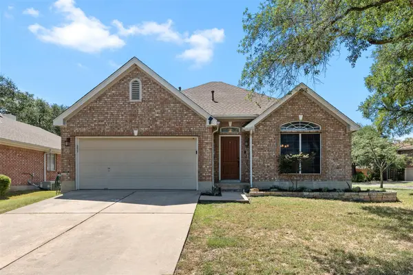 8009 Nairn DR, Austin, TX 78749