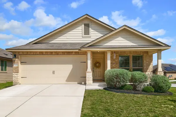 1704 T H Johnson DR, Taylor, TX 76574