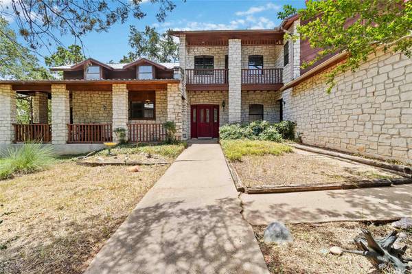 214 Laura LN, Bastrop, TX 78602