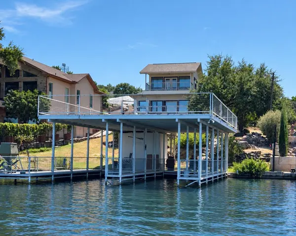 117 Inspiration DR, Sunrise Beach, TX 78643
