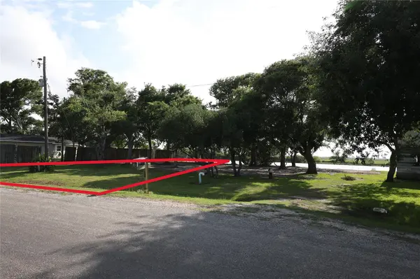 1836 CR 206, Sargent, TX 77414