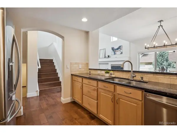 6687 S Forest #E, Centennial, CO 80121